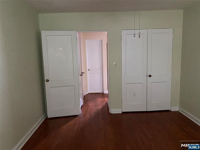 50 1st 4 B, Bergenfield, NJ 07621
