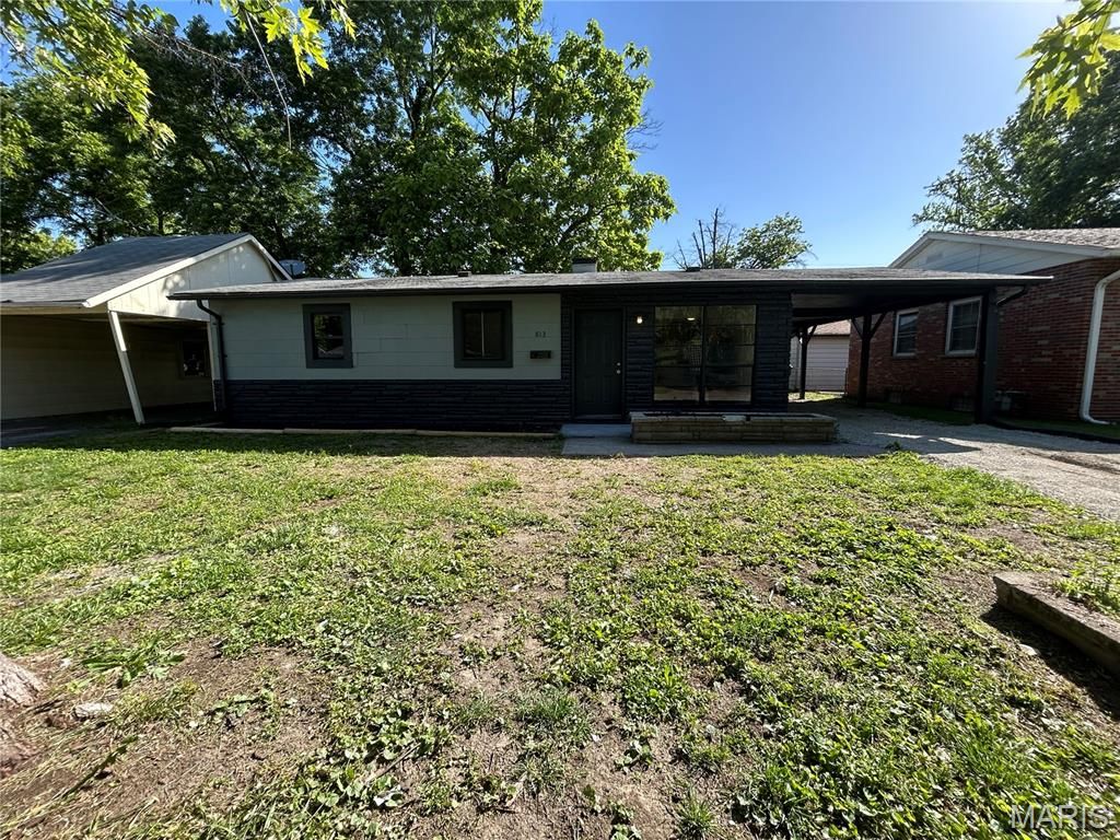 813 Saint William Drive, Cahokia, IL 62206