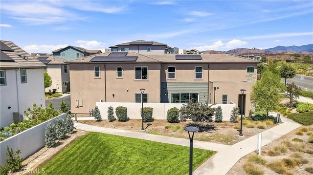 291 Lynx, Irvine, CA 92618