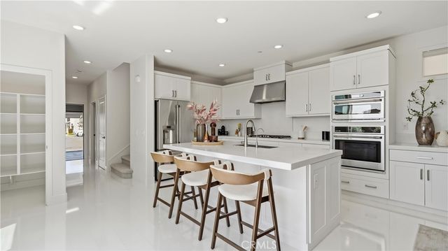 291 Lynx, Irvine, CA 92618