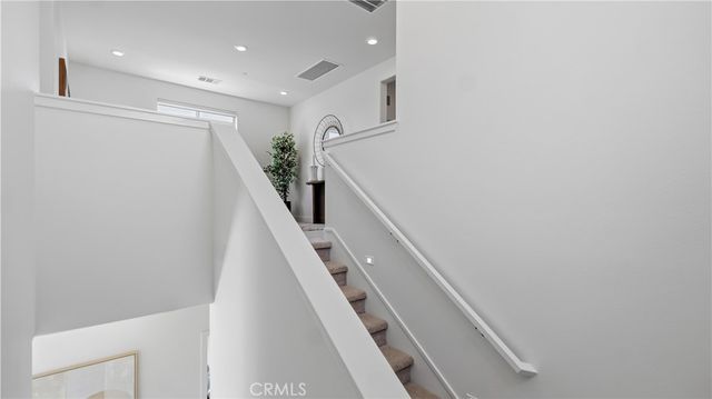 291 Lynx, Irvine, CA 92618