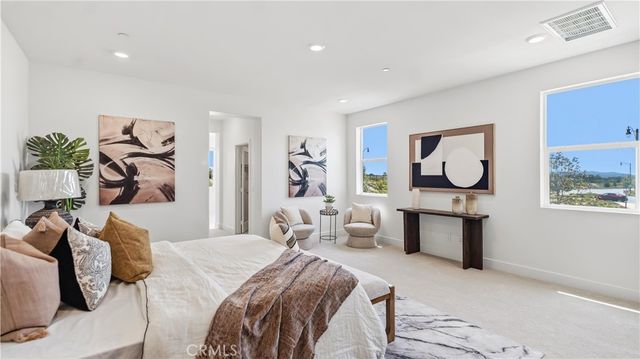 291 Lynx, Irvine, CA 92618