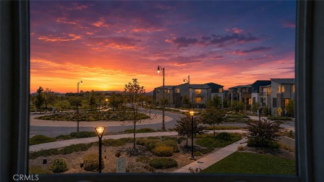 291 Lynx, Irvine, CA 92618