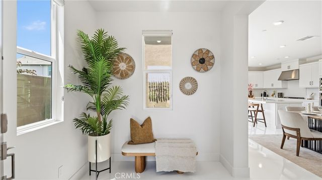 291 Lynx, Irvine, CA 92618