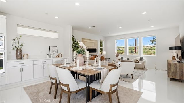 291 Lynx, Irvine, CA 92618