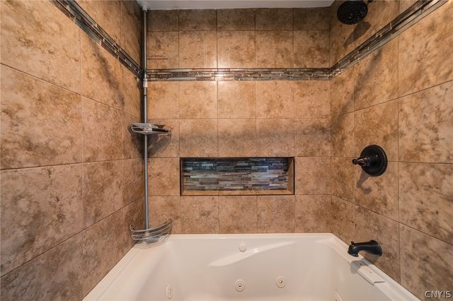 118 Oak Drive, Cicero, NY 13212