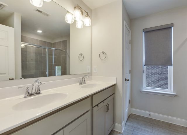 192 Grandstand Blvd, Gallatin, TN 37066