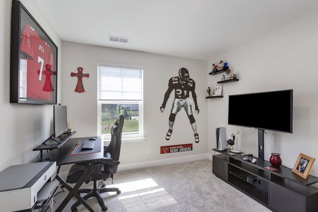 192 Grandstand Blvd, Gallatin, TN 37066