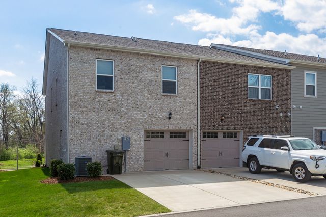 192 Grandstand Blvd, Gallatin, TN 37066