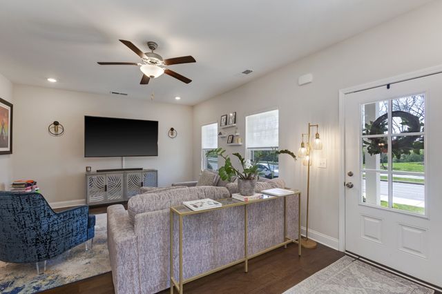 192 Grandstand Blvd, Gallatin, TN 37066