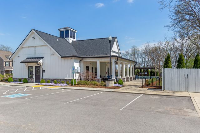 192 Grandstand Blvd, Gallatin, TN 37066