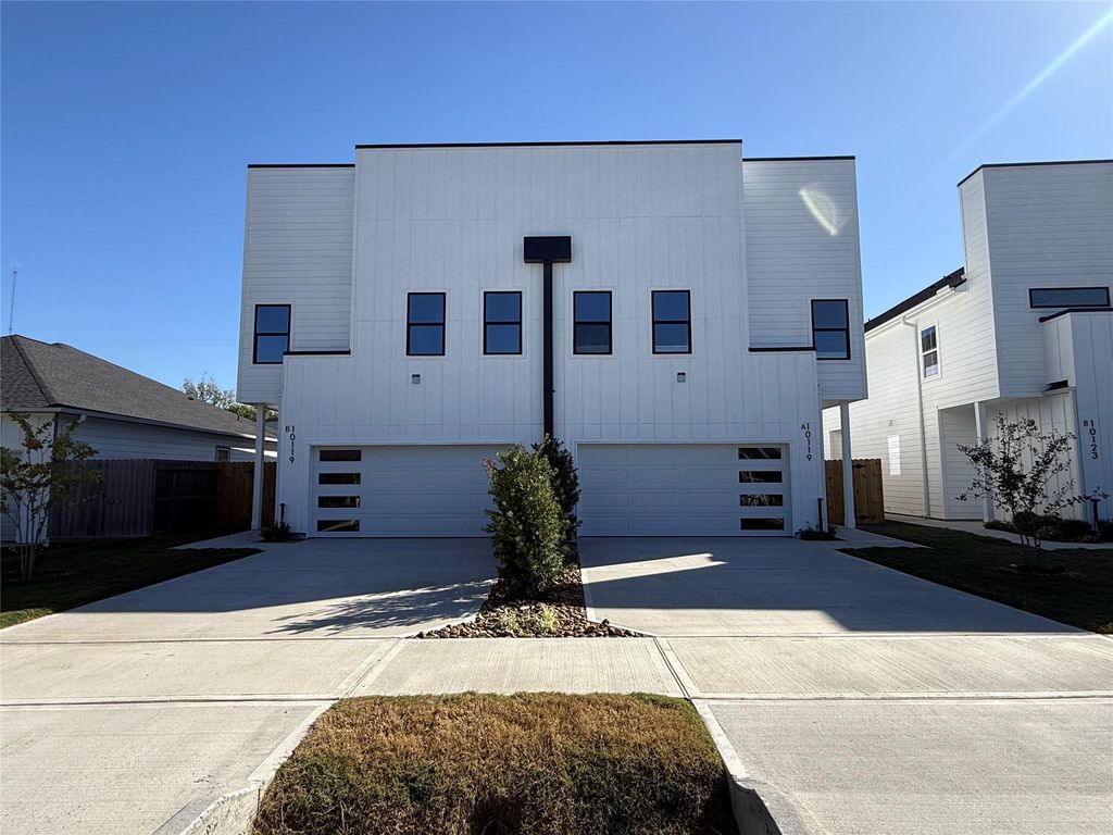 10119 Grover Lane A, Houston, TX 77041