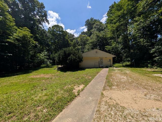 4131 State Road 158, Bedford, IN 47421