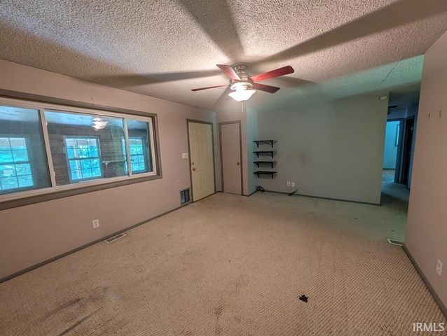 4131 State Road 158, Bedford, IN 47421