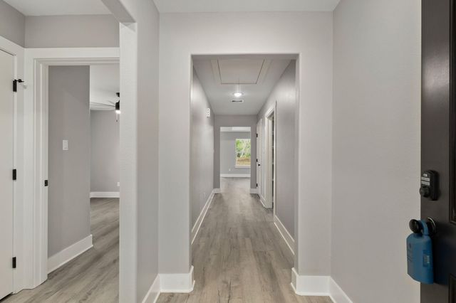 63 S Blunck Road, Lake Jackson, TX 77566