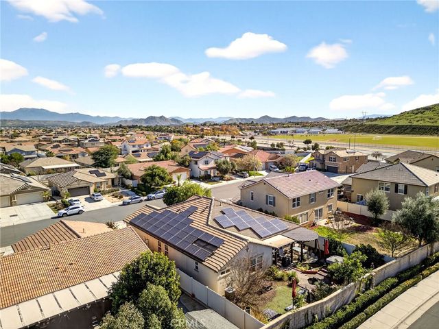 3470 Yellowstone Court, Perris, CA 92570