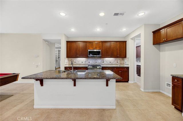 3470 Yellowstone Court, Perris, CA 92570