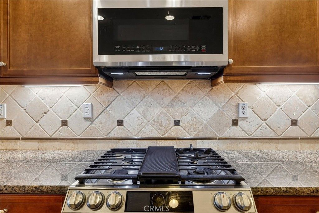 Image 14 of property listing at 3470 Yellowstone Court, Perris, CA 92570