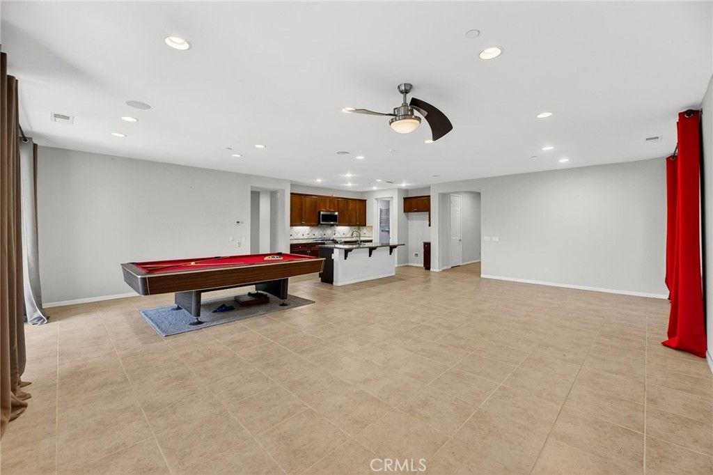 Image 16 of property listing at 3470 Yellowstone Court, Perris, CA 92570