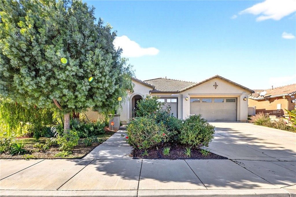 Image 2 of property listing at 3470 Yellowstone Court, Perris, CA 92570