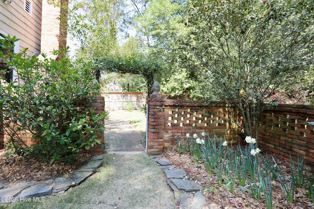 370 E Morganton Road, Southern Pines, NC 28387