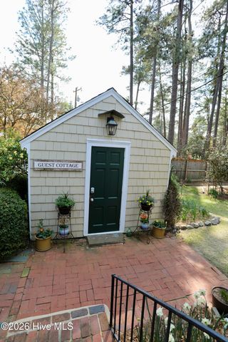 370 E Morganton Road, Southern Pines, NC 28387