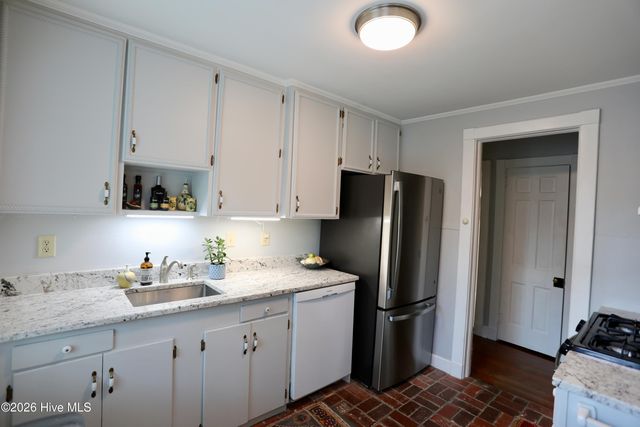 370 E Morganton Road, Southern Pines, NC 28387