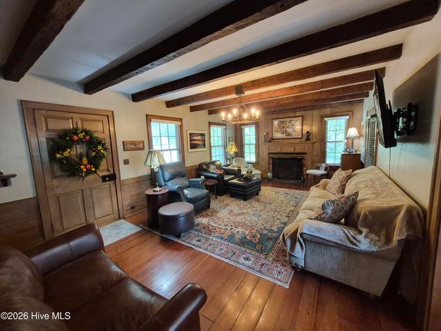 370 E Morganton Road, Southern Pines, NC 28387