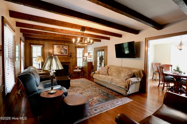 370 E Morganton Road, Southern Pines, NC 28387