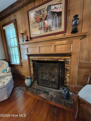 370 E Morganton Road, Southern Pines, NC 28387