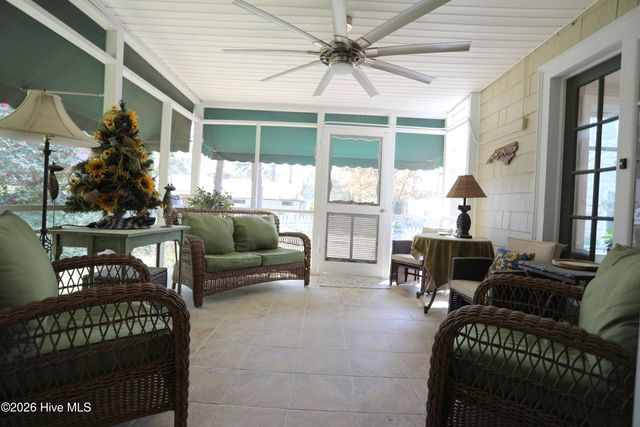 370 E Morganton Road, Southern Pines, NC 28387