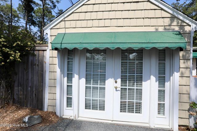 370 E Morganton Road, Southern Pines, NC 28387