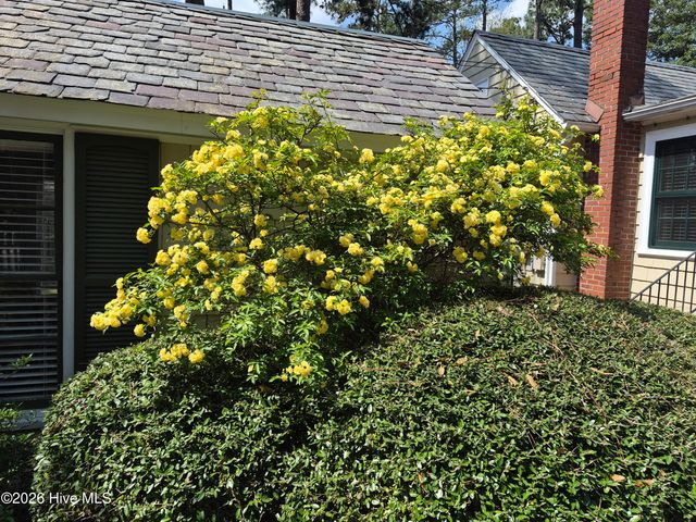 370 E Morganton Road, Southern Pines, NC 28387