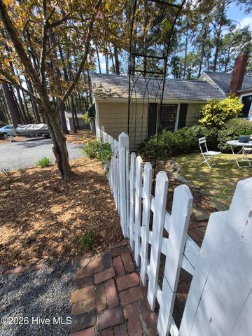 370 E Morganton Road, Southern Pines, NC 28387