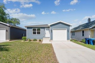 608 Wallgate Avenue, Waterloo, IA 50701