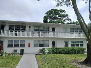 348 Windsor O, West Palm Beach, FL 33417