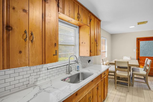 3306 Earl Street, Pasadena, TX 77503