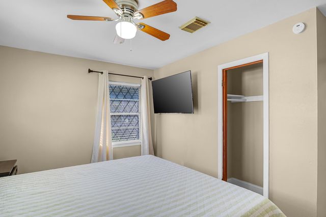 3306 Earl Street, Pasadena, TX 77503