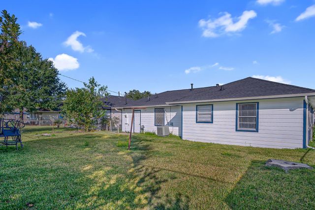 3306 Earl Street, Pasadena, TX 77503