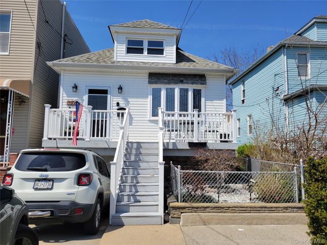 2955 Philip Avenue, Bronx, NY 10465