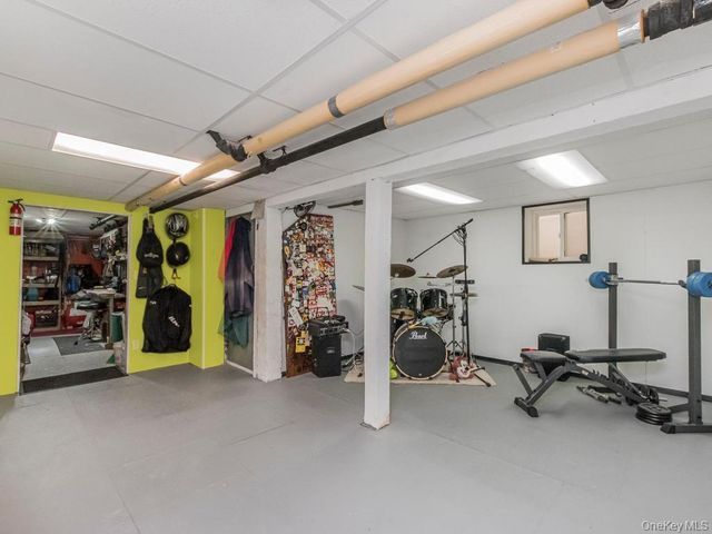 2955 Philip Avenue, Bronx, NY 10465