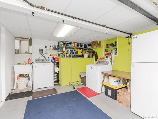 2955 Philip Avenue, Bronx, NY 10465