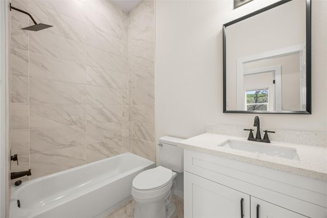 9709 Pelsey Street B, Houston, TX 77029