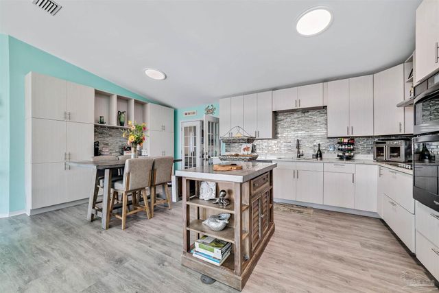 16223 Brigadoon Tr, Gulf Shores, AL 36542