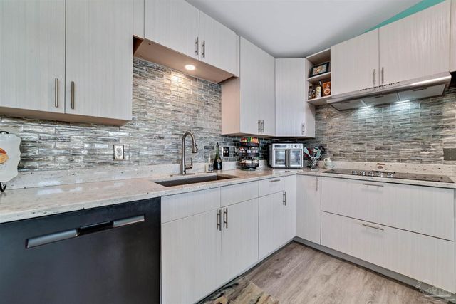 16223 Brigadoon Tr, Gulf Shores, AL 36542