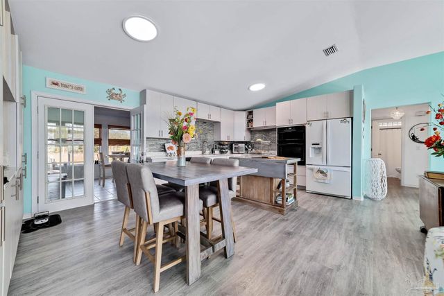 16223 Brigadoon Tr, Gulf Shores, AL 36542