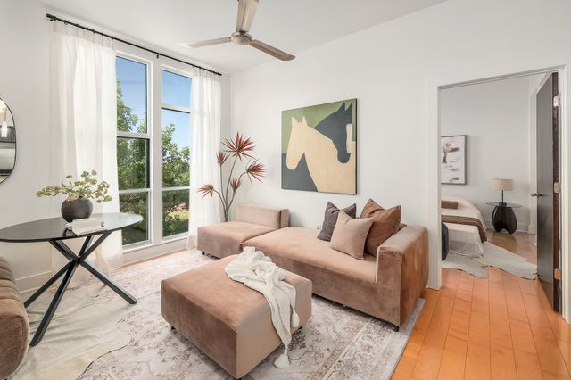 1320 Robert Browning ST 308, Austin, TX 78723