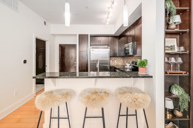 1320 Robert Browning ST 308, Austin, TX 78723