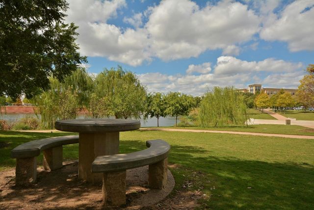 1320 Robert Browning ST 308, Austin, TX 78723