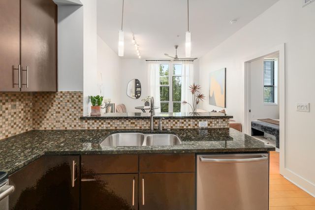 1320 Robert Browning ST 308, Austin, TX 78723